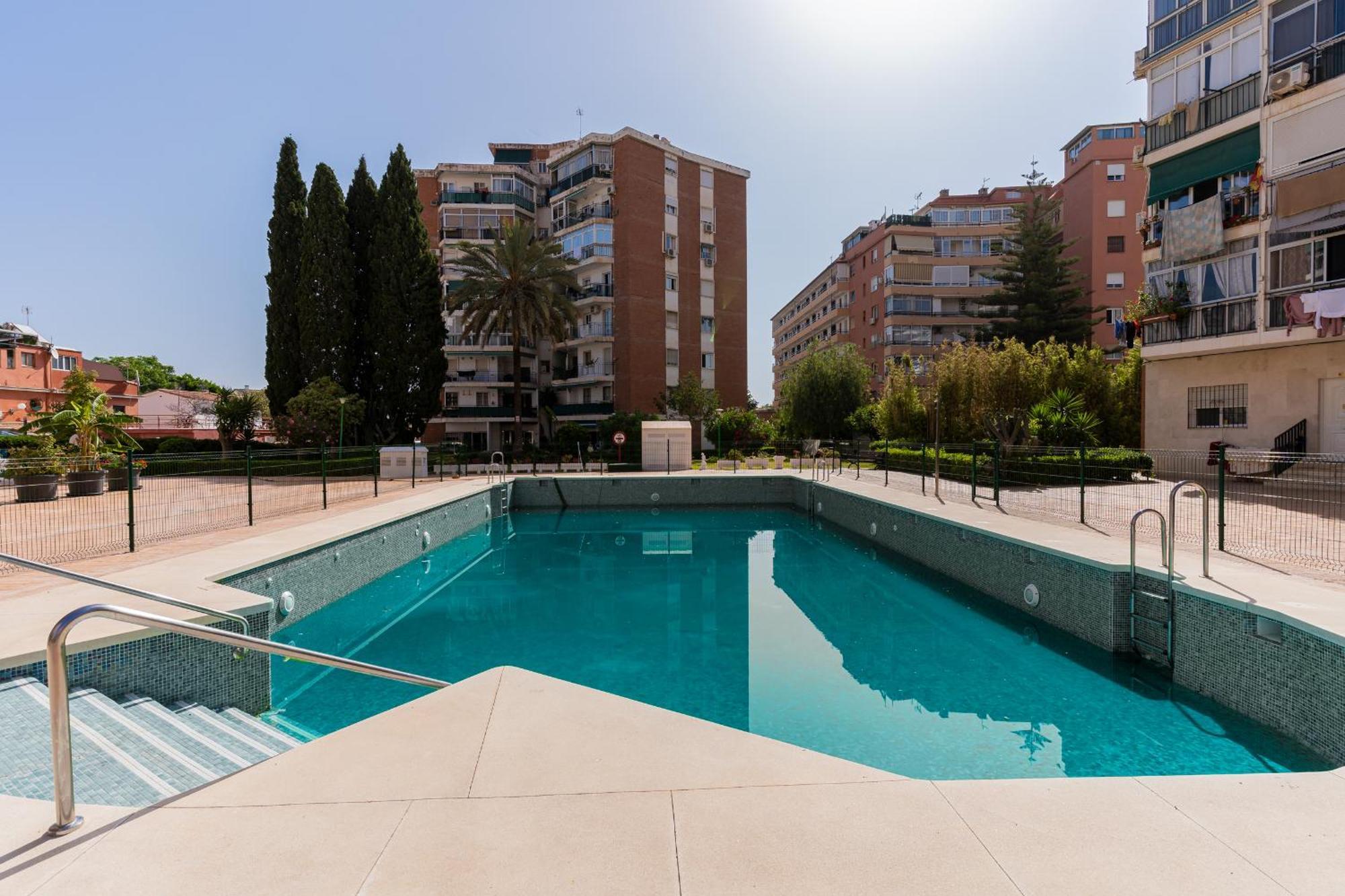 Monko Las Estrellas Torremolinos Exterior photo